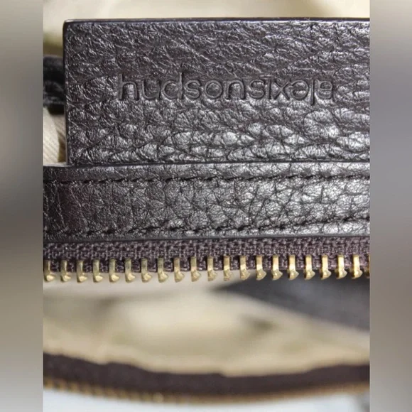 NWOT genuine leather brown pebbles Alexis Hudson Handbag gold toned hardware - Picture 7 of 16